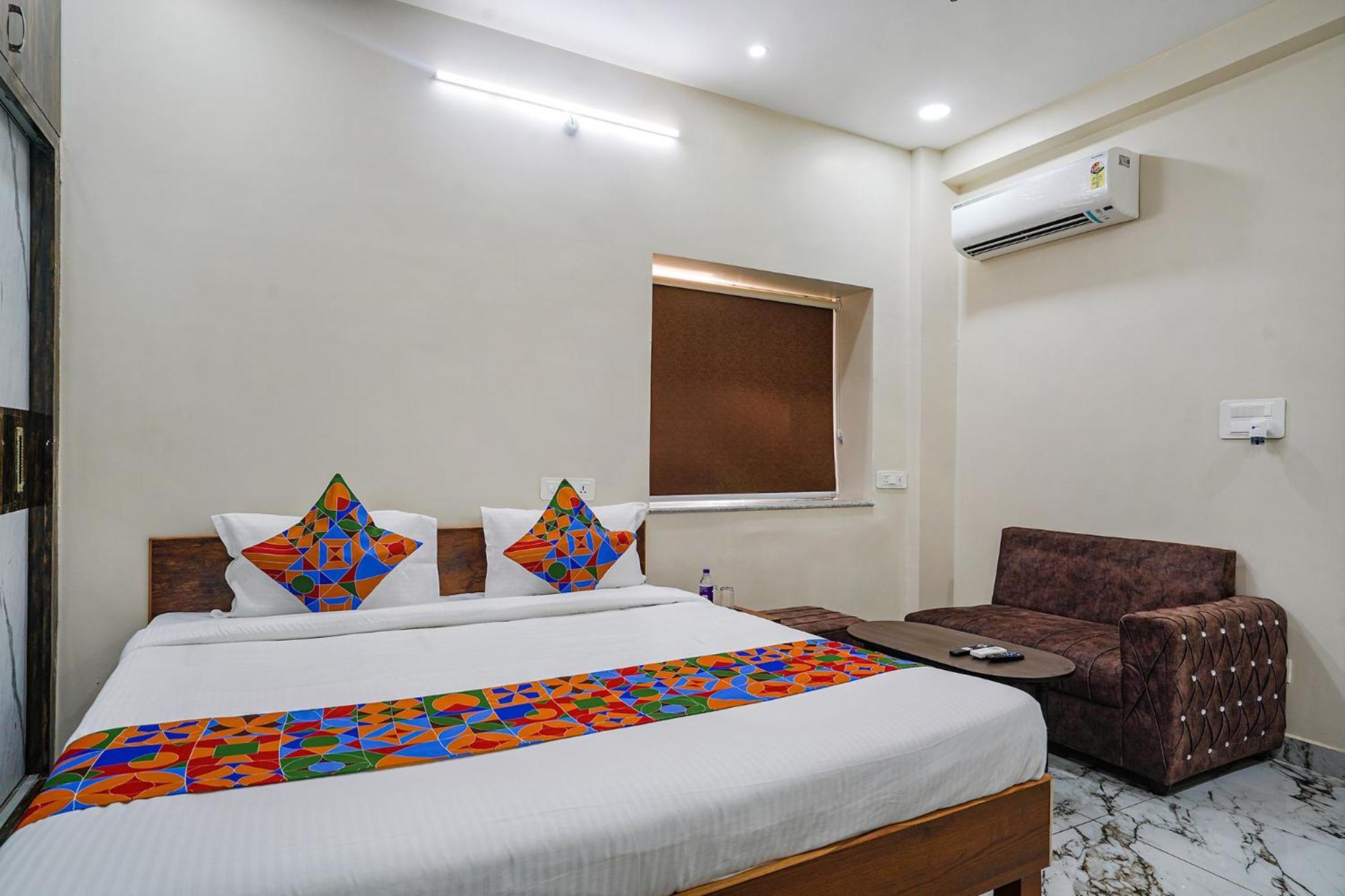 Fabhotel Perams Grand Inn - Hitech City 하이데라바드 외부 사진