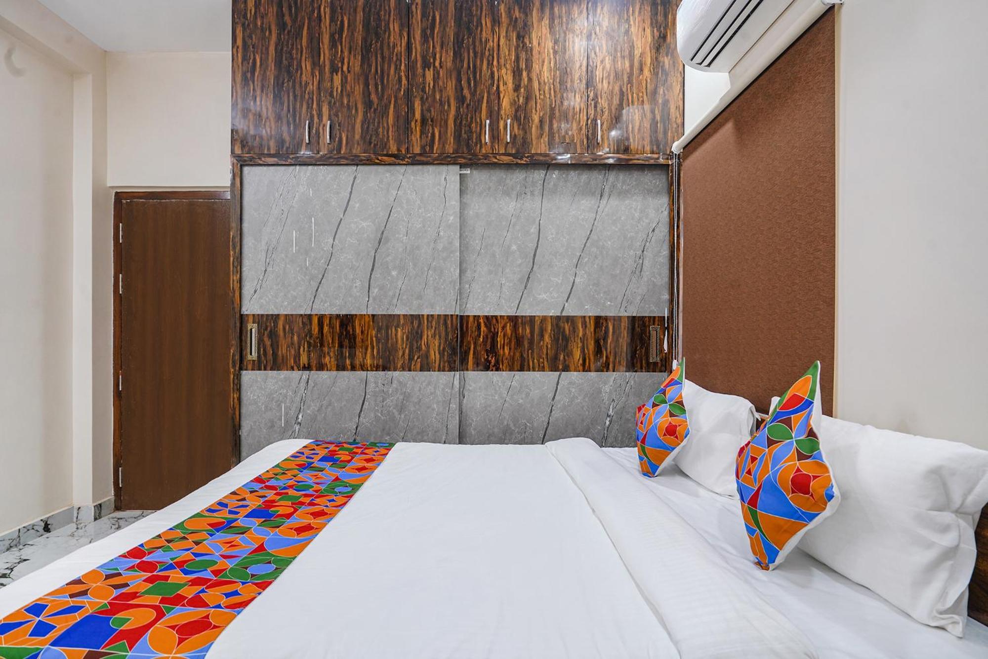 Fabhotel Perams Grand Inn - Hitech City 하이데라바드 외부 사진